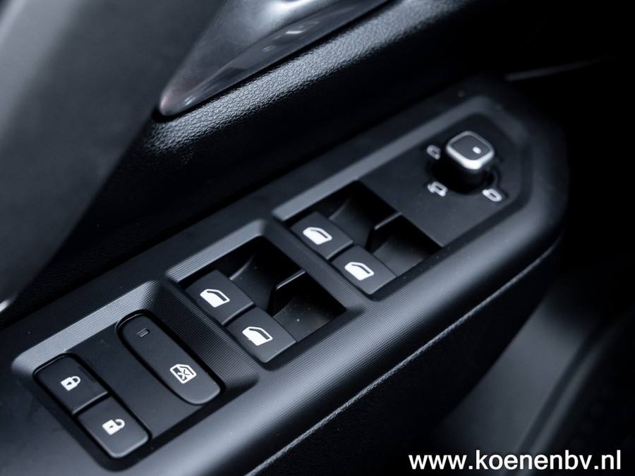 Jeep Compass First Edition 74 KWH PREMIUM & CONVENIENCE PACK / PANODAK