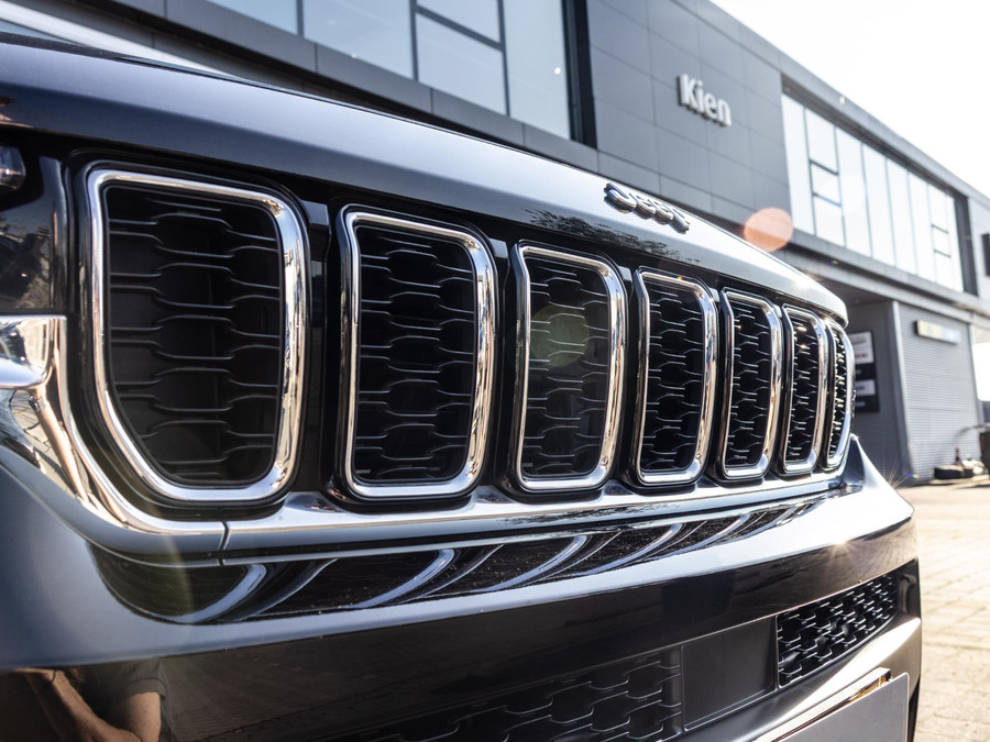 Jeep Grand Cherokee 3.6 LWB Limited