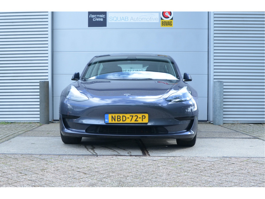Tesla Model 3 Standard RWD Plus 60 kWh
