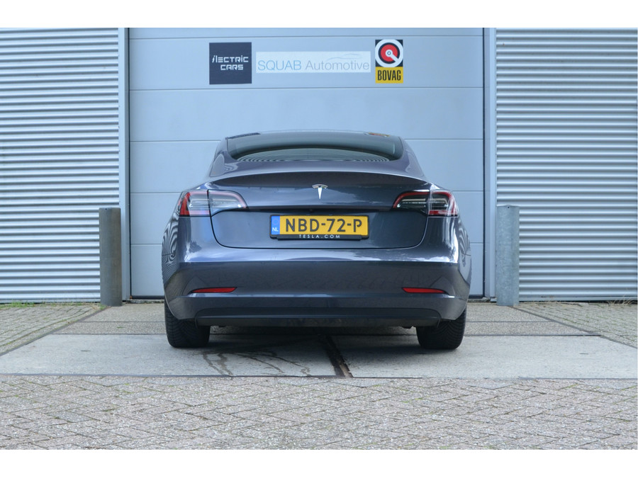 Tesla Model 3 Standard RWD Plus 60 kWh