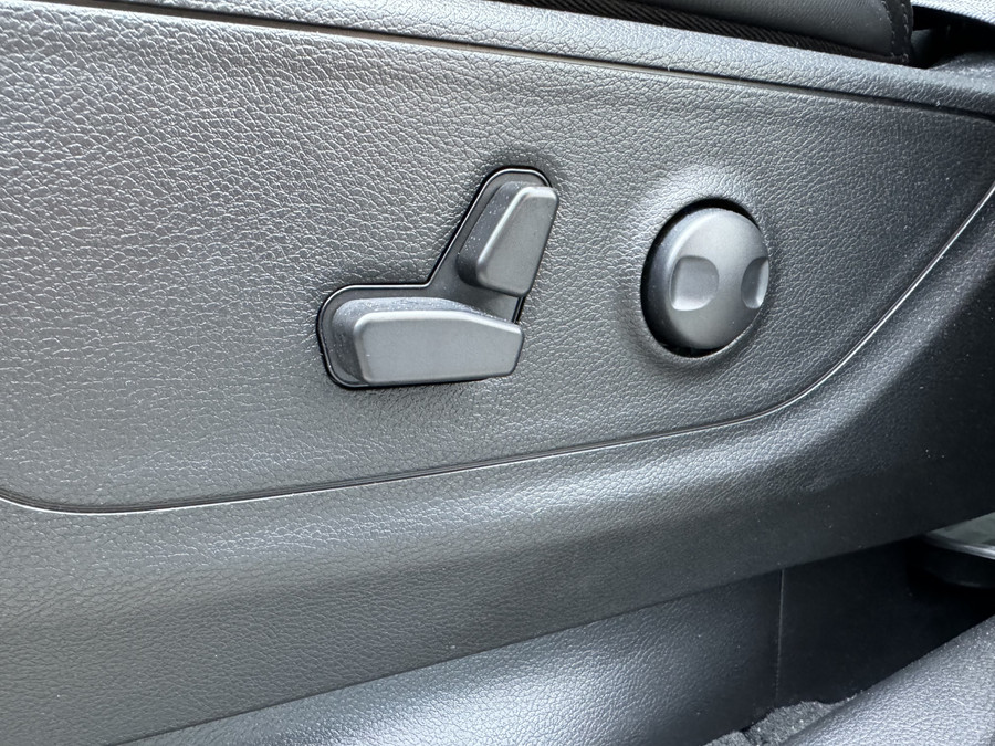 Dodge Ram 1500 V8 Built to Serve