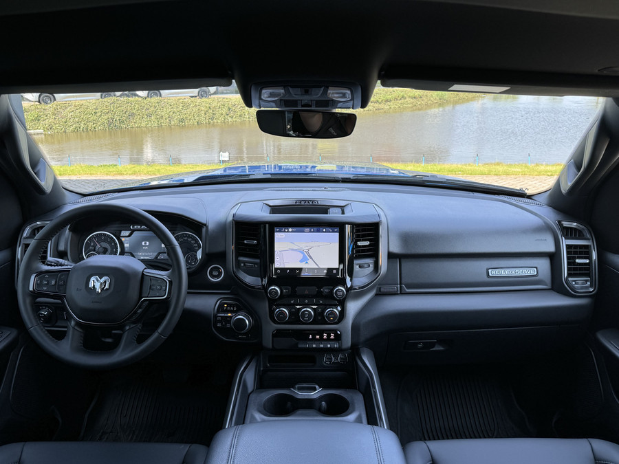 Dodge Ram 1500 V8 Built to Serve