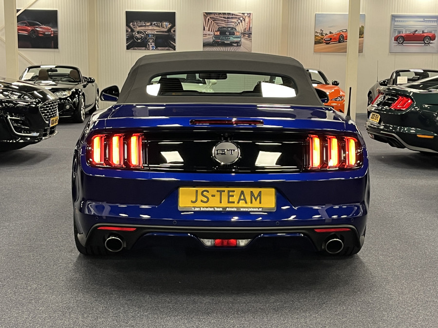 Ford Mustang Convertible 5.0 V8 GT 422PK Automaat Custom Pack Brembo Liefhebbersauto!
