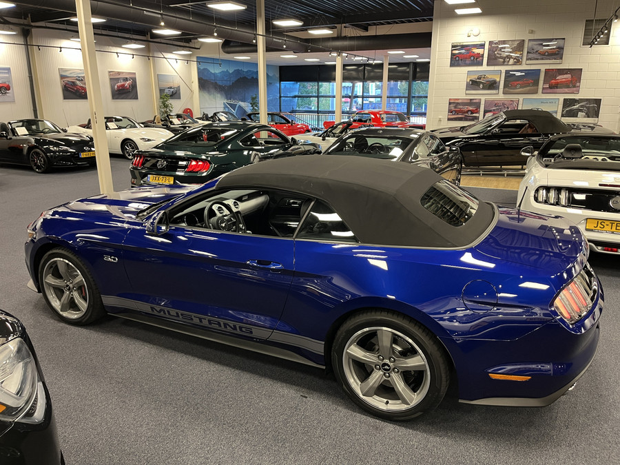 Ford Mustang Convertible 5.0 V8 GT 422PK Automaat Custom Pack Brembo Liefhebbersauto!