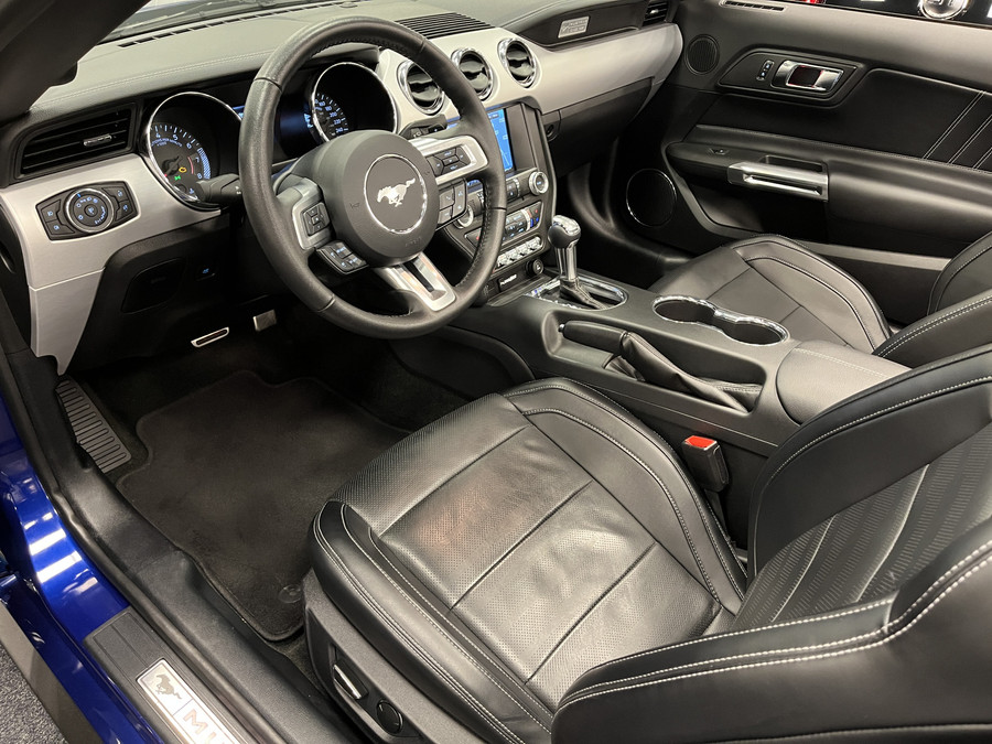 Ford Mustang Convertible 5.0 V8 GT 422PK Automaat Custom Pack Brembo Liefhebbersauto!