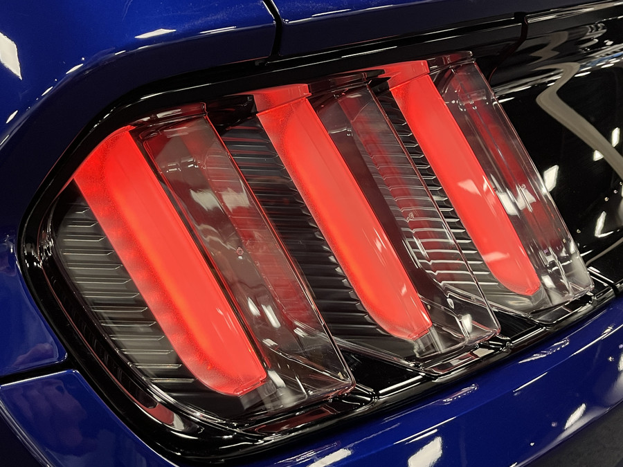 Ford Mustang Convertible 5.0 V8 GT 422PK Automaat Custom Pack Brembo Liefhebbersauto!