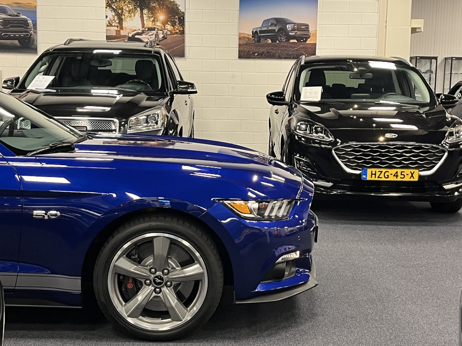 Ford Mustang Convertible 5.0 V8 GT 422PK Automaat Custom Pack Brembo Liefhebbersauto!