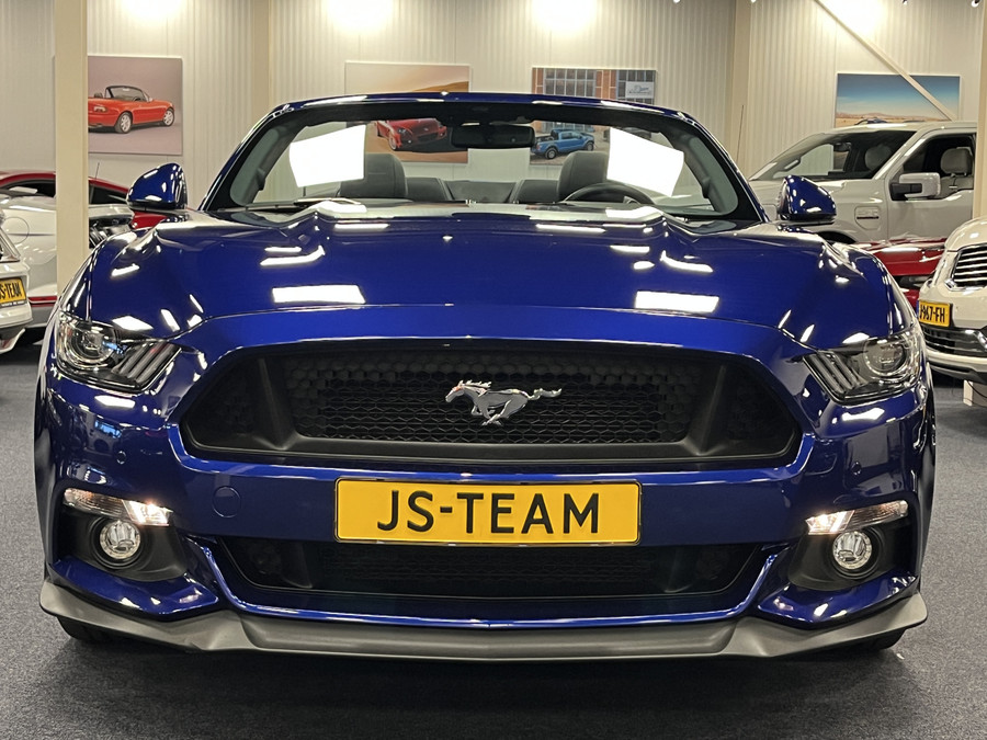 Ford Mustang Convertible 5.0 V8 GT 422PK Automaat Custom Pack Brembo Liefhebbersauto!