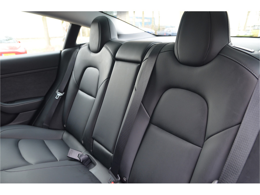 Tesla Model 3 Long Range AWD 75 kWh