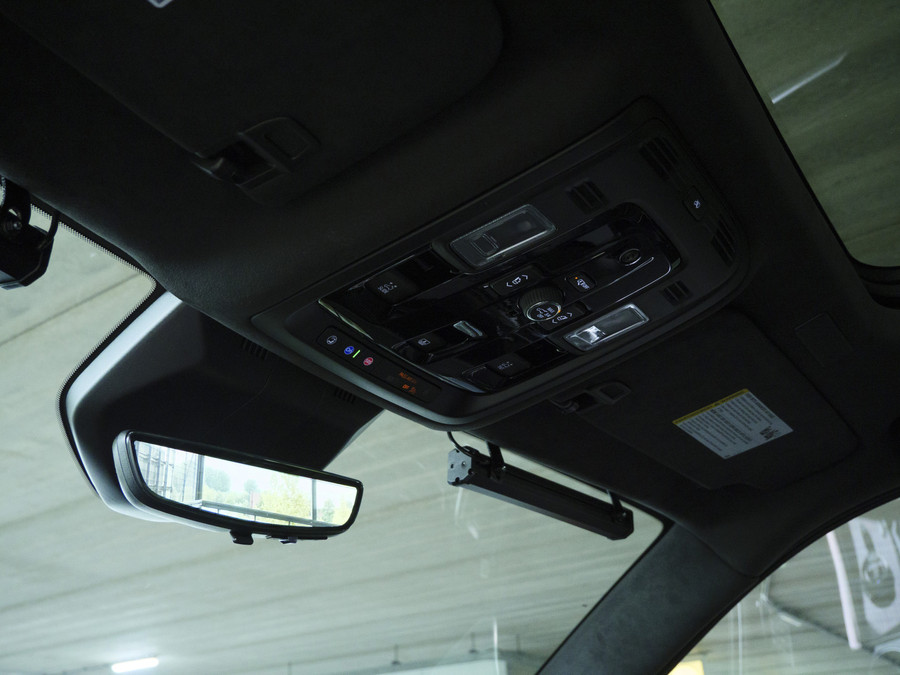 Cadillac Escalade V | 6.2L Supercharged V8 | LT4
