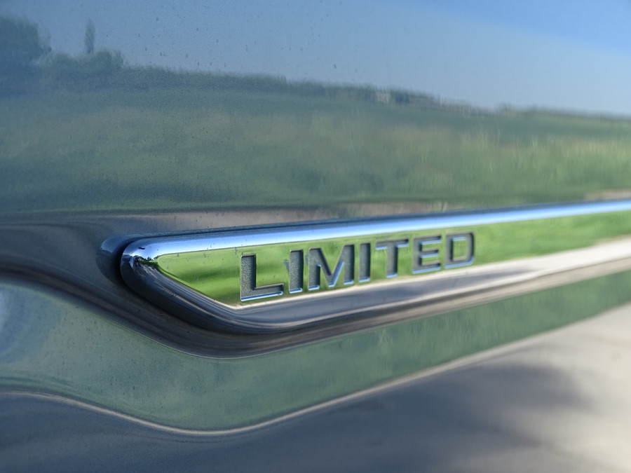 Dodge Ram 1500 5.7 V8 4x4 Crew Cab Limited