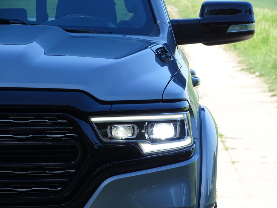 Dodge Ram 1500 5.7 V8 4x4 Crew Cab Limited