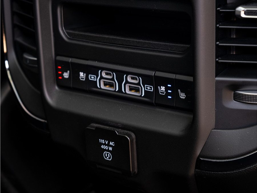 Dodge Ram 1500 Limited XXL