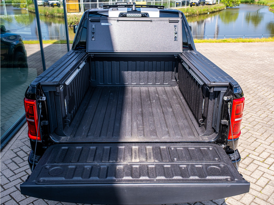 Dodge Ram 1500 Limited XXL