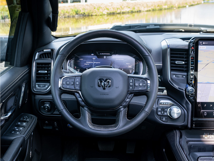 Dodge Ram 1500 Limited XXL