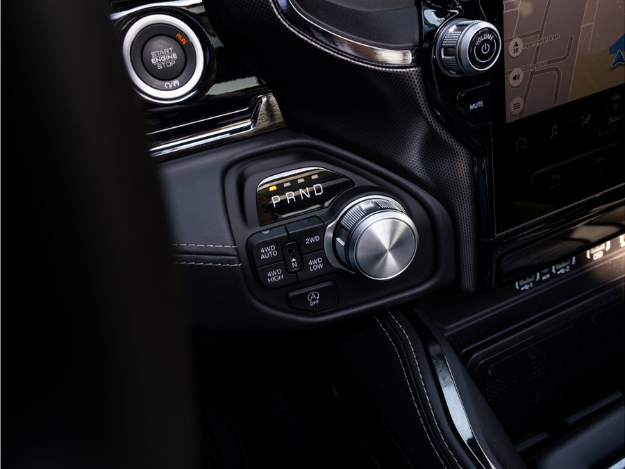 Dodge Ram 1500 Limited XXL