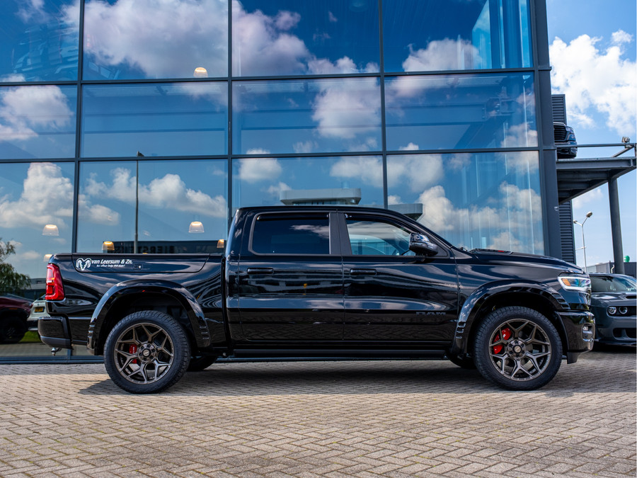 Dodge Ram 1500 Limited XXL