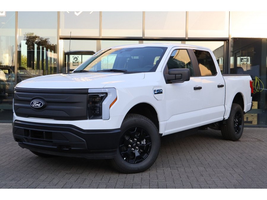 Ford F-150 LIGHTNING PRO / Extended Range 131 KwH accu / 3.500 KG trekgew