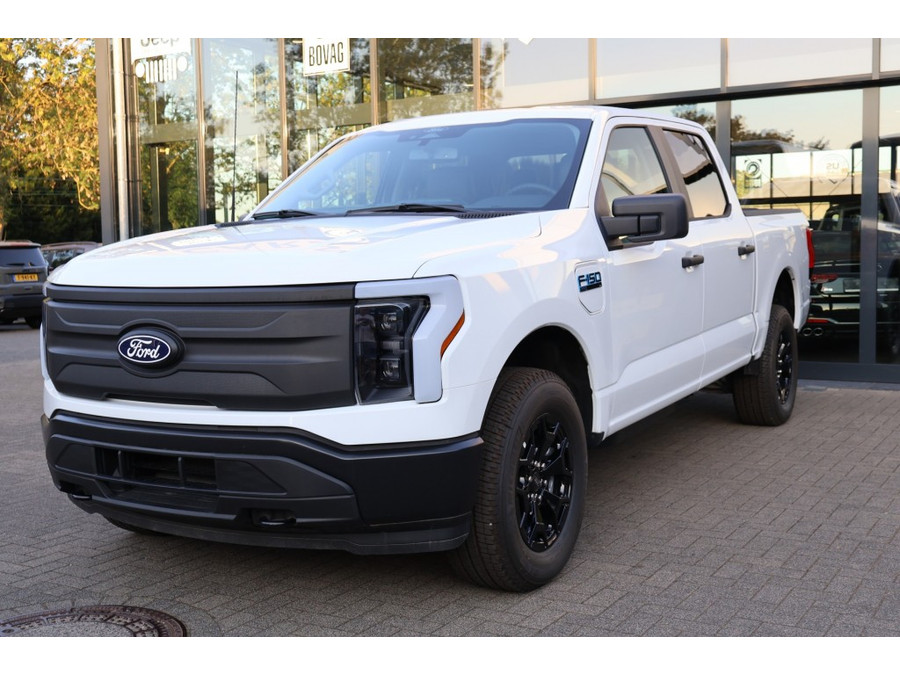 Ford F-150 LIGHTNING PRO / Extended Range 131 KwH accu / 3.500 KG trekgew