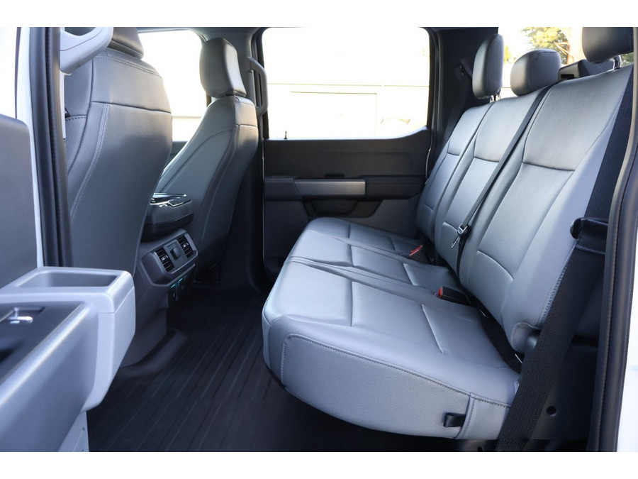 Ford F-150 LIGHTNING PRO / Extended Range 131 KwH accu / 3.500 KG trekgew