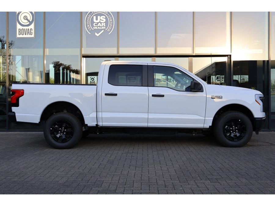Ford F-150 LIGHTNING PRO / Extended Range 131 KwH accu / 3.500 KG trekgew