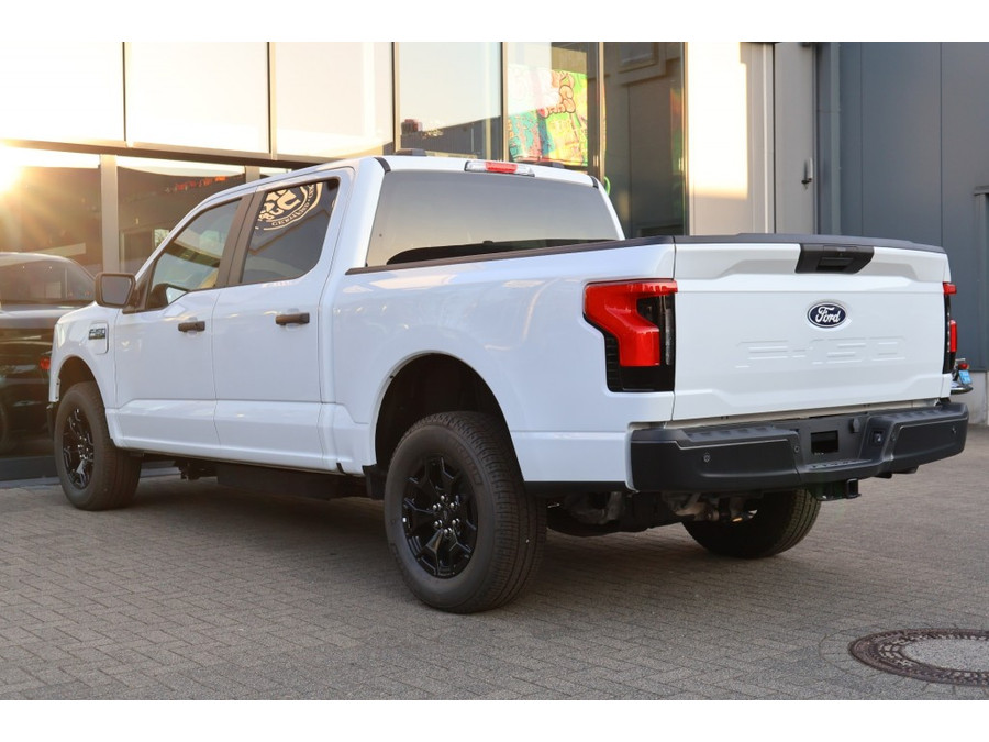 Ford F-150 LIGHTNING PRO / Extended Range 131 KwH accu / 3.500 KG trekgew