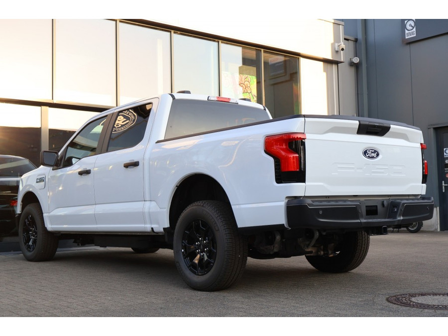 Ford F-150 LIGHTNING PRO / Extended Range 131 KwH accu / 3.500 KG trekgew