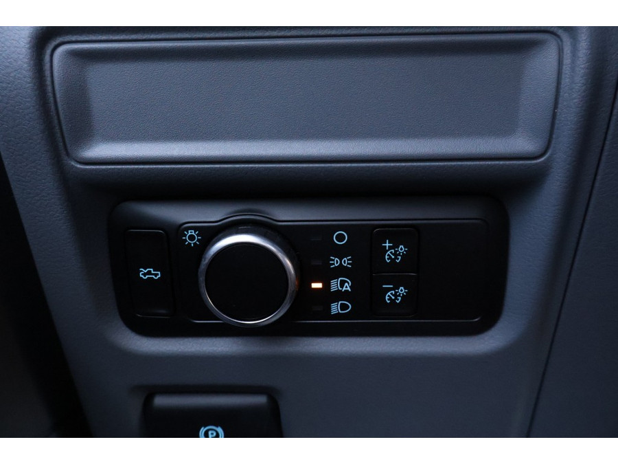 Ford F-150 LIGHTNING PRO / Extended Range 131 KwH accu / 3.500 KG trekgew