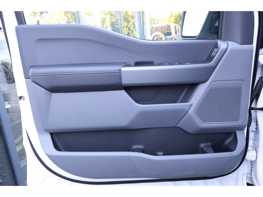 Ford F-150 LIGHTNING PRO / Extended Range 131 KwH accu / 3.500 KG trekgew