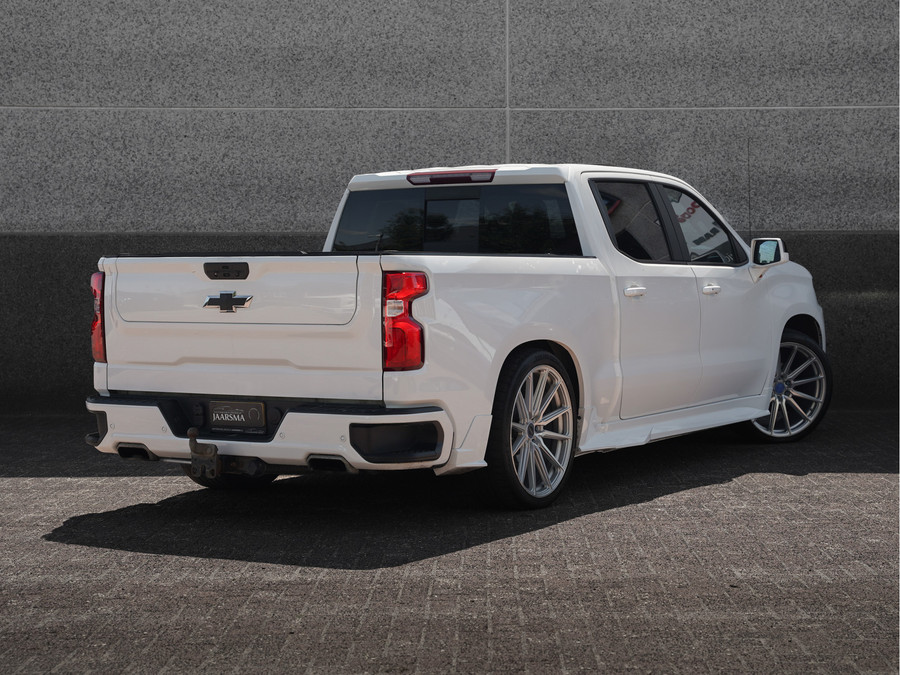 Chevrolet SILVERADO 1500 RST