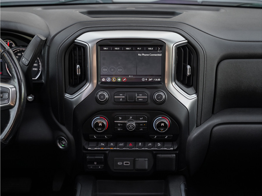 Chevrolet SILVERADO 1500 RST