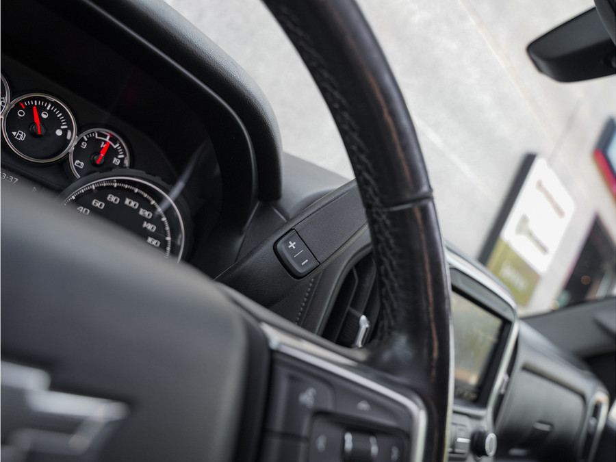 Chevrolet SILVERADO 1500 RST
