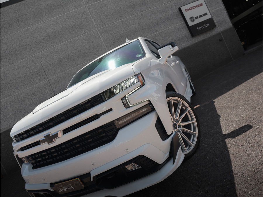 Chevrolet SILVERADO 1500 RST