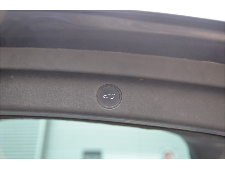 Tesla Model Y Long Range AWD 75 kWh