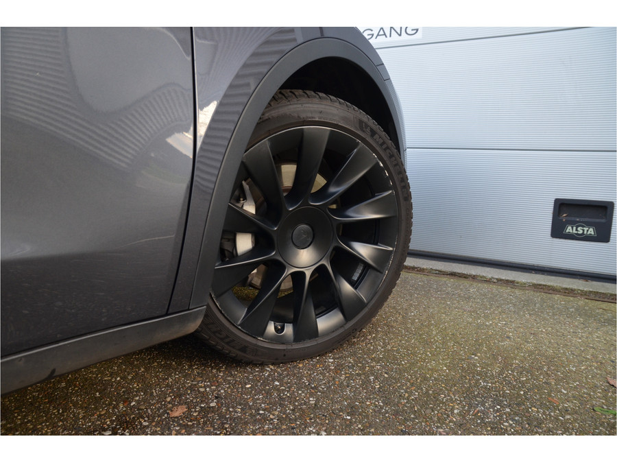 Tesla Model Y Long Range AWD 75 kWh