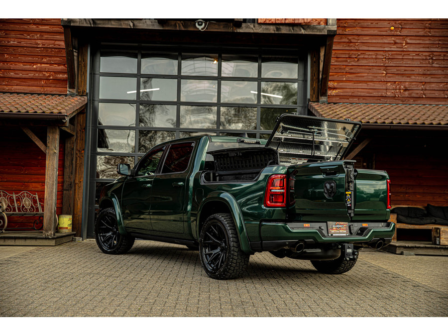 Dodge RAM 1500 Limited H/O Hurricane 540 PK Serrano Green Metallic