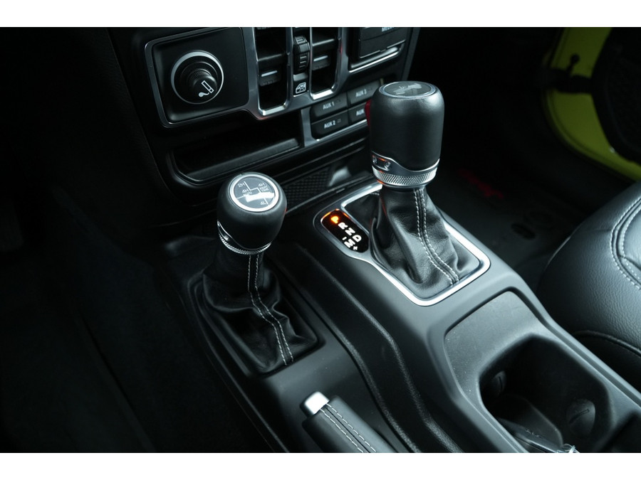 Jeep Wrangler Unlimited 4xe 380 Sahara I BRUTE 20 inch I ACC I Softtop en Hardtop
