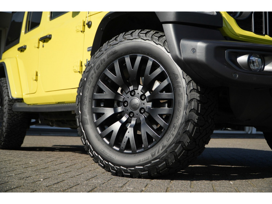 Jeep Wrangler Unlimited 4xe 380 Sahara I BRUTE 20 inch I ACC I Softtop en Hardtop