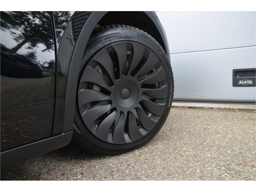 Tesla Model Y RWD 58 kWh