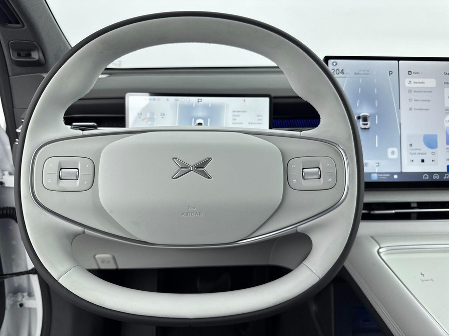 XPENG G6 RWD Long Range 80.8 kWh