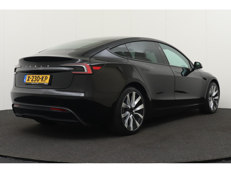 Tesla Model 3 60 kWh 283 PK Full Self-Driving-4