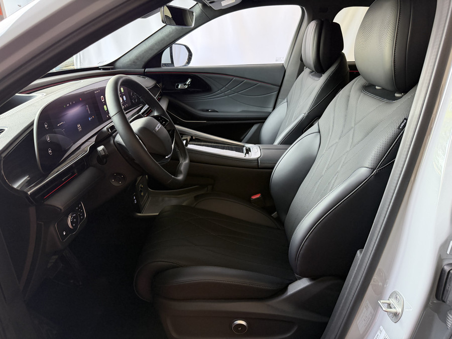 Omoda 9 OMODA 9 PREMIUM AWD | 145 KM / TOTAAL MET BENZINE 1000KM ELEKTRISCH | 538 PK |
