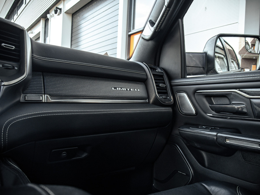 Dodge RAM 1500 5.7 V8 4x4 Crew Cab Limited