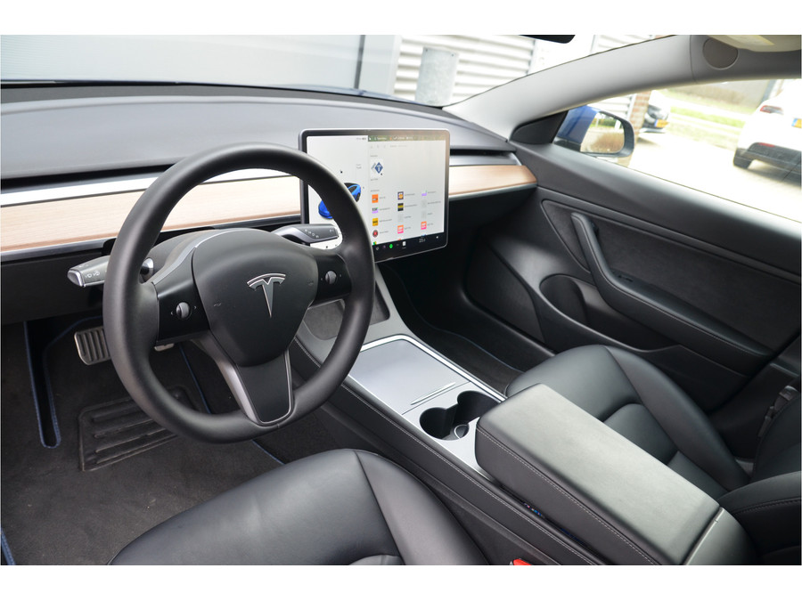 Tesla Model 3 Standard Plus RWD 60 kWh