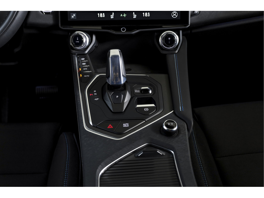 Lynk & Co 01 1.5 PHEV 261PK MY22