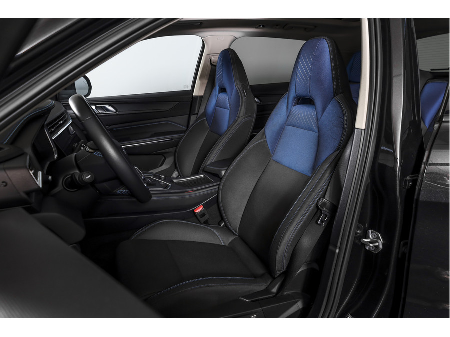 Lynk & Co 01 1.5 PHEV 261PK MY22