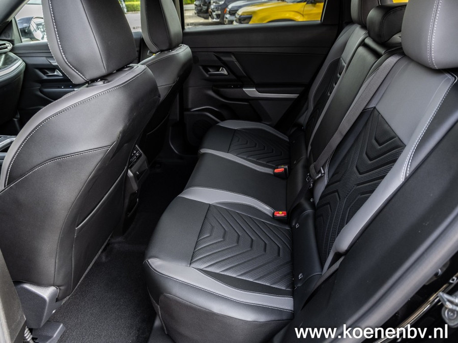 Jeep Compass First Edition 74kWh PANO / CONVENIENCE PACK / WARMTEPOMP / 8 JAAR GARANTIE