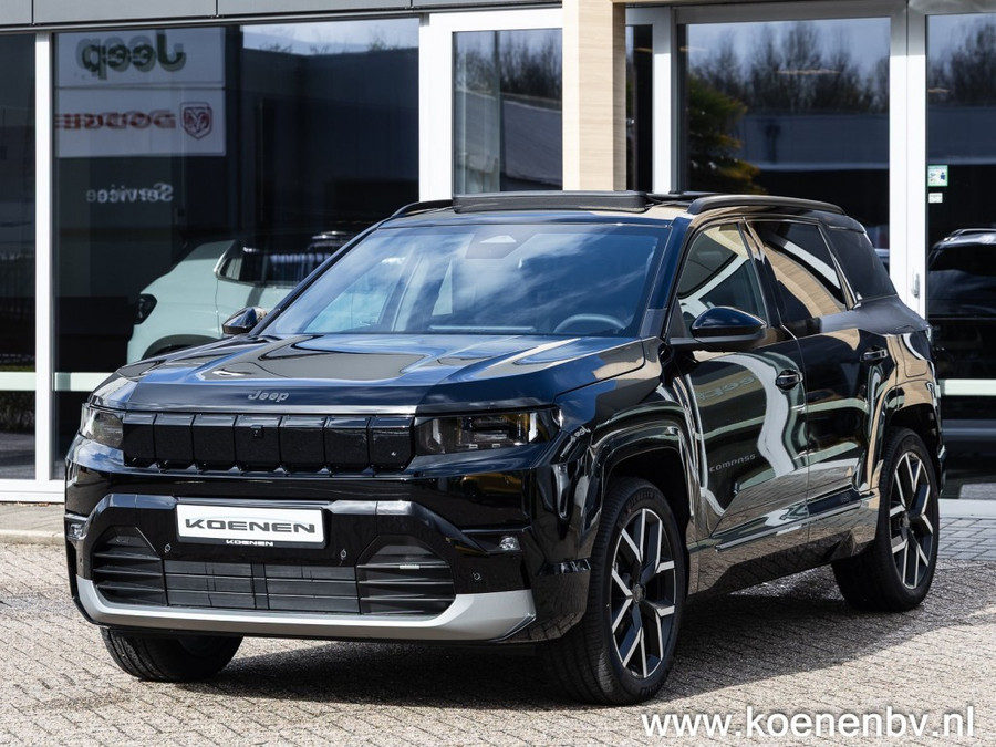 Jeep Compass First Edition 74kWh PANO / CONVENIENCE PACK / WARMTEPOMP / 8 JAAR GARANTIE