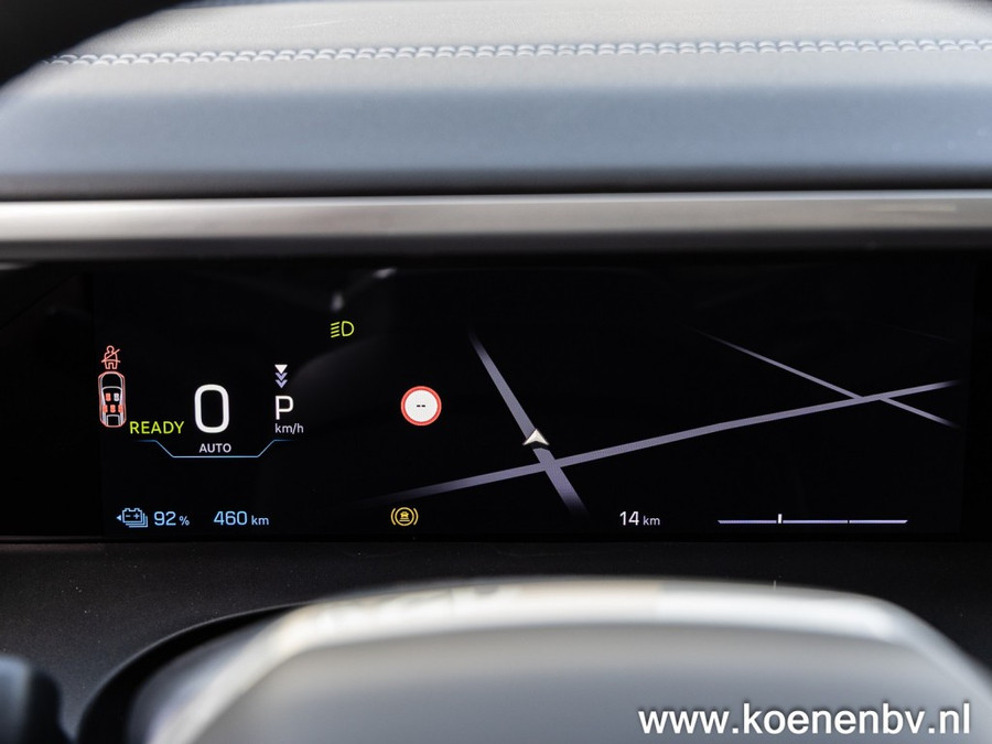 Jeep Compass First Edition 74kWh PANO / CONVENIENCE PACK / WARMTEPOMP / 8 JAAR GARANTIE