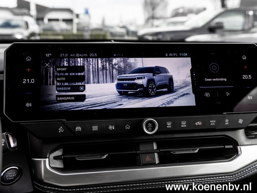 Jeep Compass First Edition 74kWh PANO / CONVENIENCE PACK / WARMTEPOMP / 8 JAAR GARANTIE